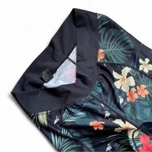 DHARCO women’s padded cycling shorts in size L